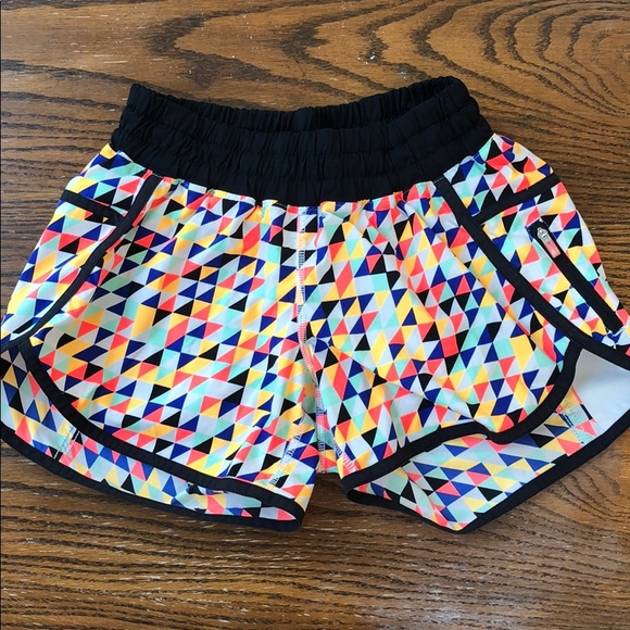 Lululemon Seawheeze Mosaic Speed Shorts 